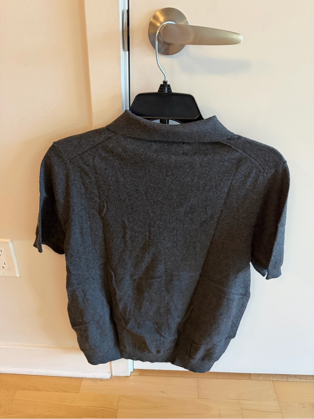Nordstrom Men’s Charcoal Gray Short-Sleeve Quarter-Zip Polo Sweater - Picture 3 of 3